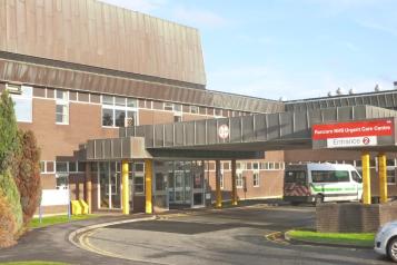 Runcorn Urgent Treatment centre entrance. 