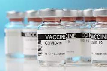 Image of COVID 19 vaccine vials. 